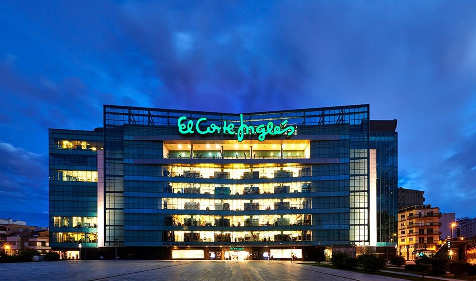 El Corte Ingles Smart Lockers